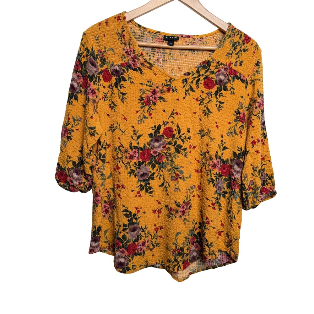 Torrid Floral Top 1 Plus Smocked V-Neck Yellow 3/4 Sleeve Blouse